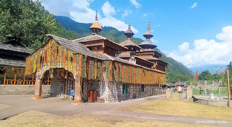 Hanol Temple: A Complete Travel Guide to Uttarakhand’s Sacred Shrine