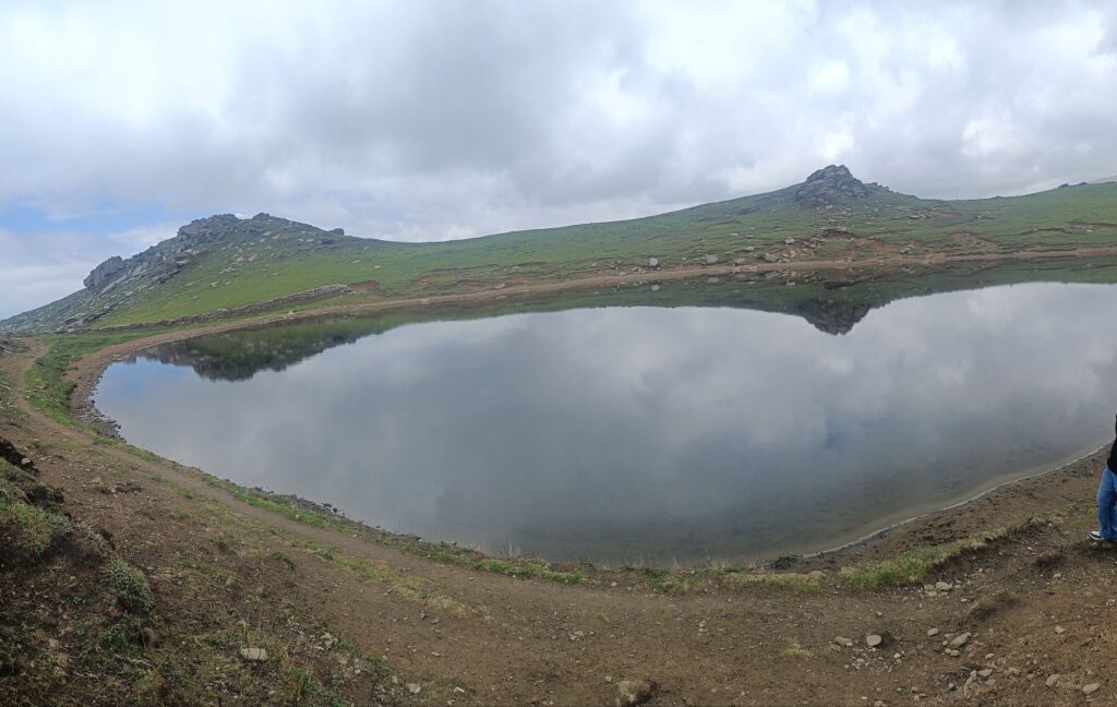 Saru lake